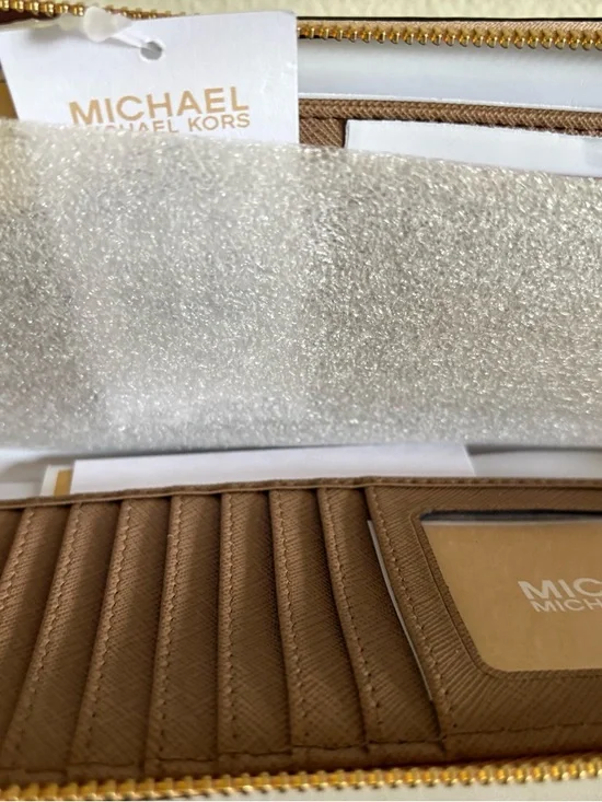 Michael Kors Pale Blush Zip-Around Wallet with Gold Hardware - Picture 5 of 7